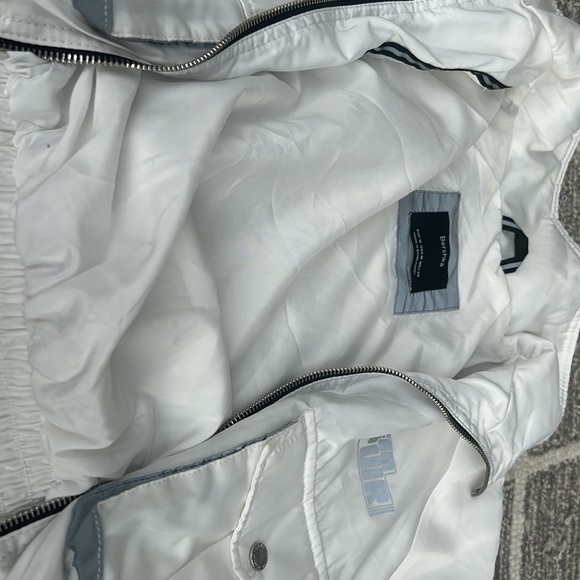 Glow in the dark jacket - Picture 2 of 2